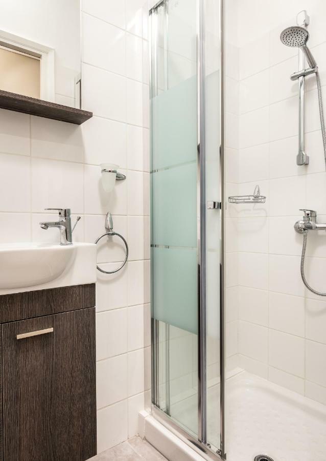 Exceptionally Located Studio Apartment 아테네 외부 사진